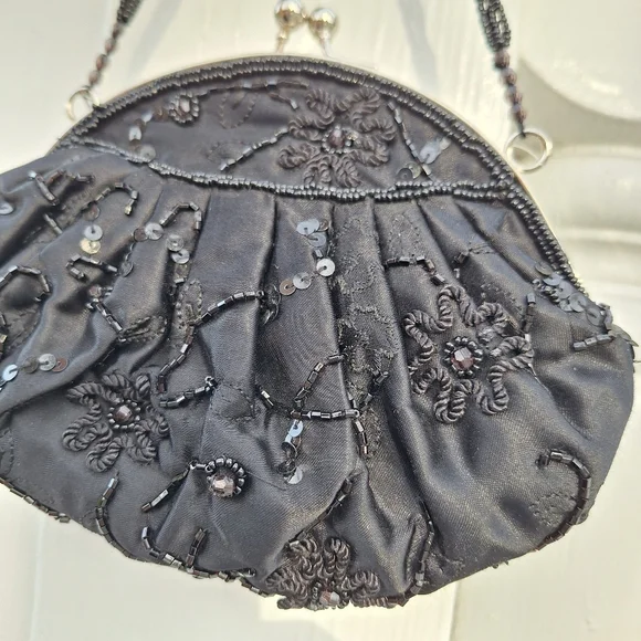 Beaded Mini Bag Black Sequin Kisslock Le Regale Classic Vintage Satin Purse - Picture 15 of 15